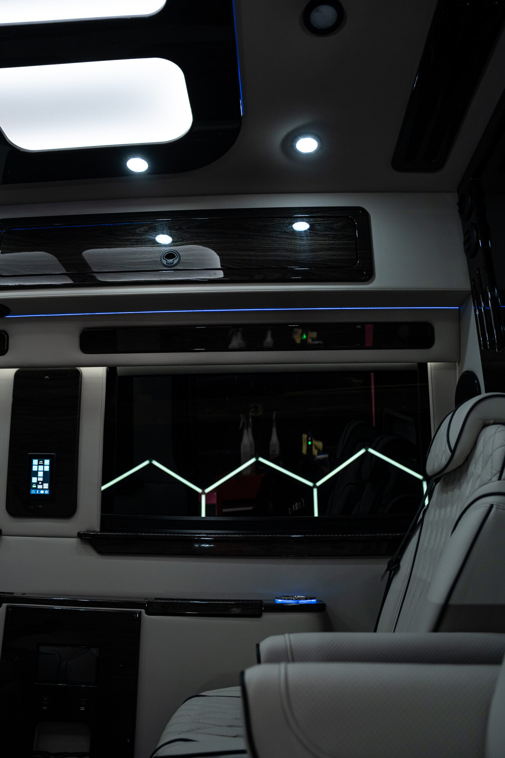 ceramic-pro-babylon-ambient-lighting